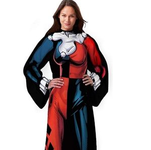 Blanket with sleeves